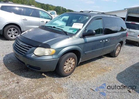 2005 Chrysler Town & Country Lx from USA, damaged, VIN 2C4GP44R05R355192